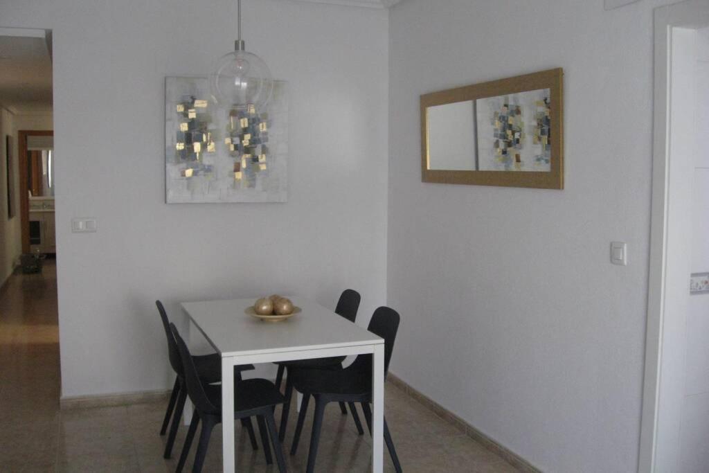 Apartmán A Cien Metros De La Playa Del Cura Torrevieja Exteriér fotografie