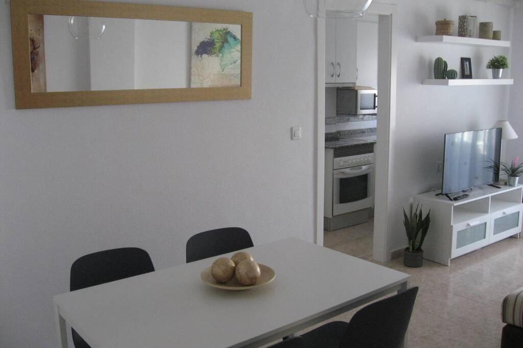 Apartmán A Cien Metros De La Playa Del Cura Torrevieja Exteriér fotografie